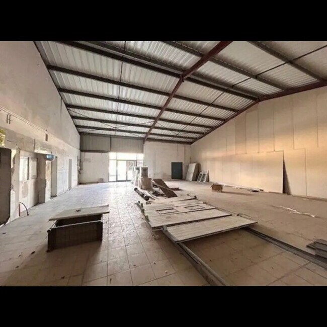 Plus de détails pour Industriel/Logistique à louer