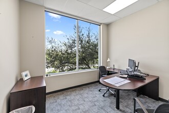 3239 N Loop 1604, San Antonio, TX à louer Photo intérieure– Image 1 sur 4