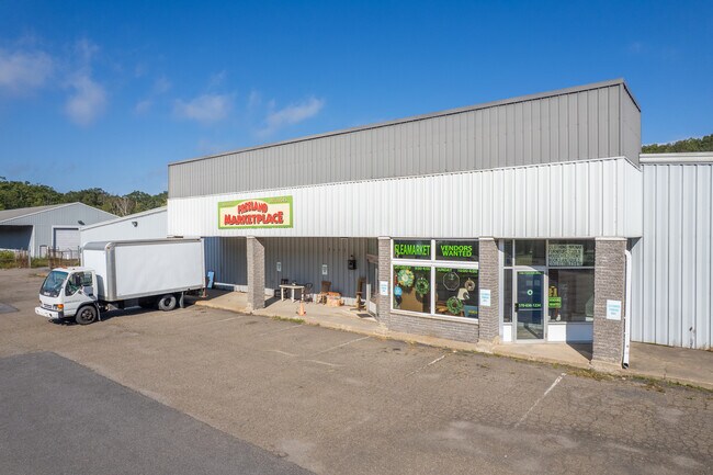 Plus de détails pour 166 Foster Ave, Freeland, PA - Industriel/Logistique à vendre