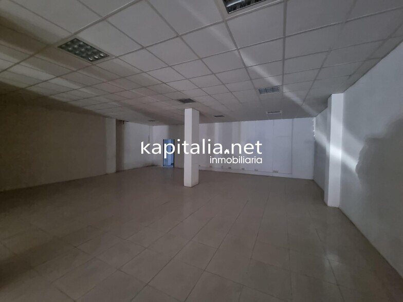 Local commercial dans Ontinyent, Valencia à louer - Photo de l’immeuble – Image 3 sur 8