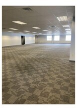 2825 Niagara Falls Blvd, Amherst, NY à louer Photo de l’immeuble– Image 1 sur 6