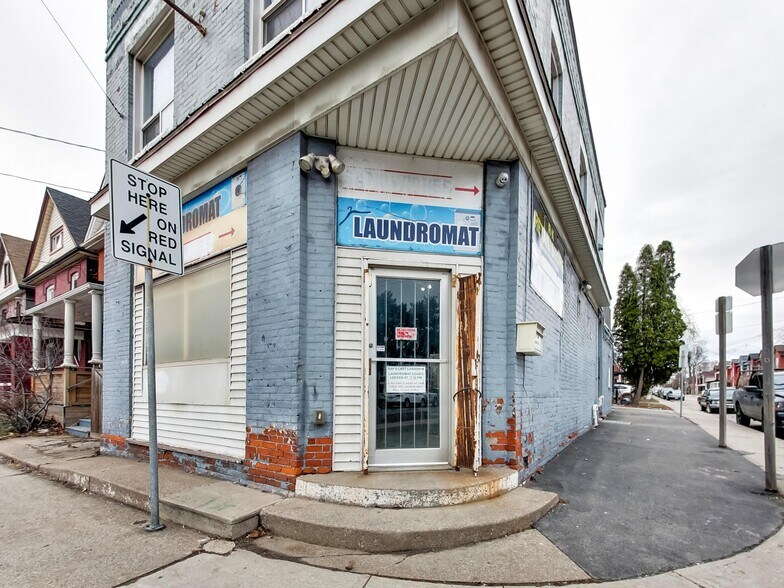 443 Wentworth St N, Hamilton, ON à vendre - Photo de l’immeuble – Image 2 sur 44