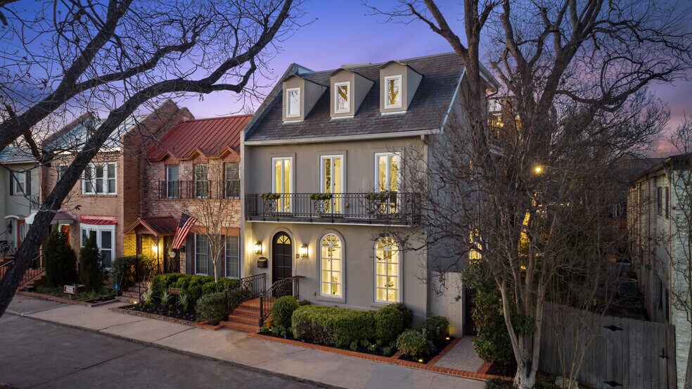 1810 W 35th St, Austin, TX à vendre - Photo de l’immeuble – Image 2 sur 114