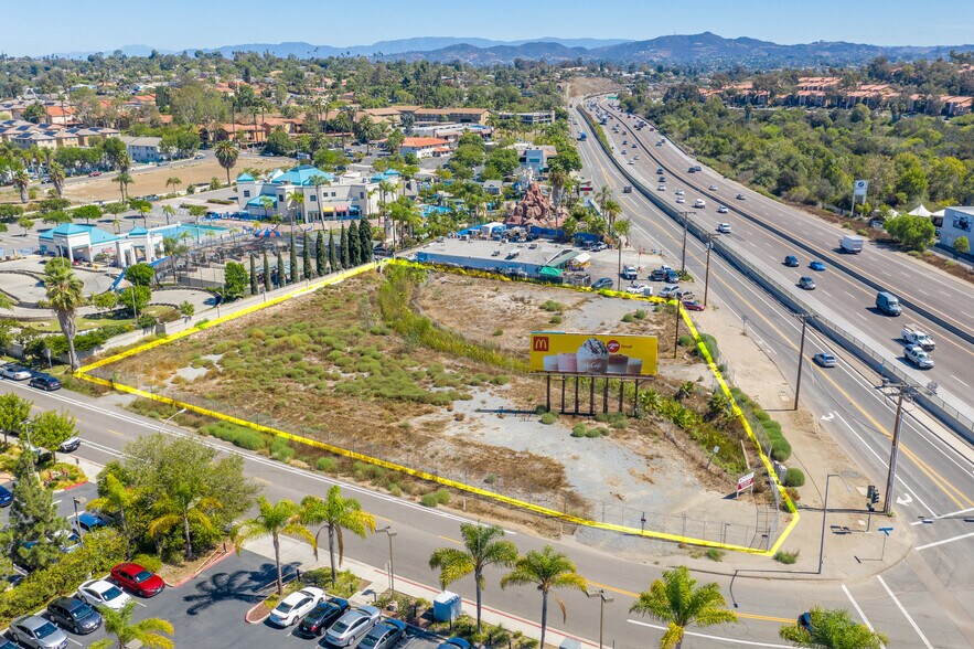 129 Grapevine Rd, Vista, CA à vendre - Plan de site – Image 1 sur 11