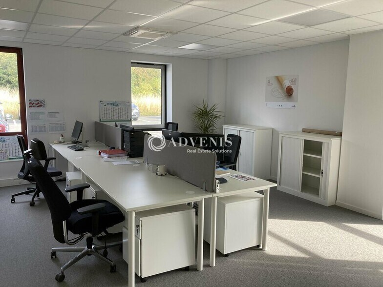 Bureau dans Lesquin à louer - Photo de l’immeuble – Image 3 sur 9