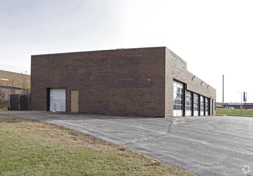 4100 E State St, Rockford, IL à vendre - Photo de l’immeuble – Image 2 sur 2