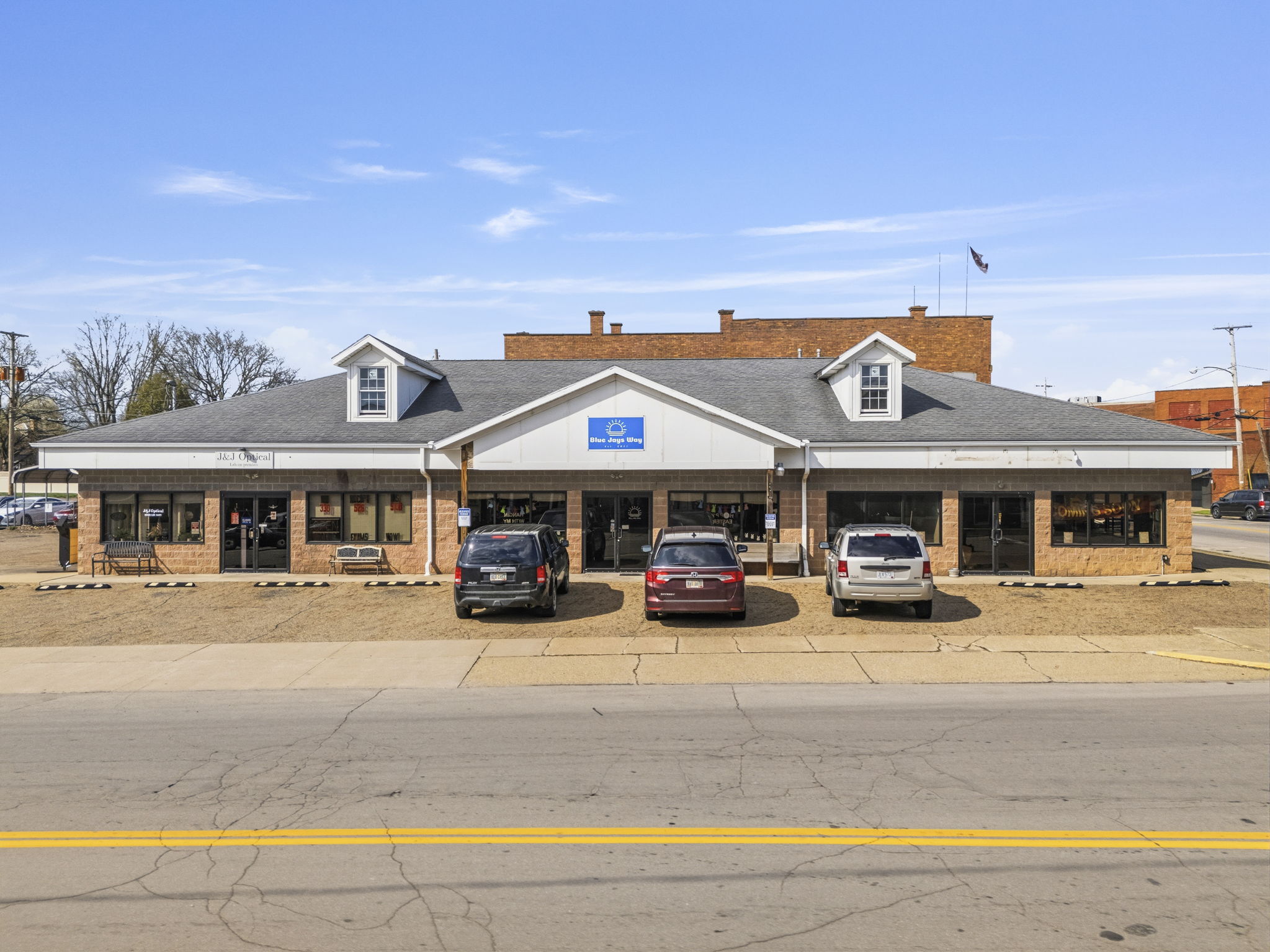 1 Main St N, Navarre, OH à vendre Photo principale– Image 1 sur 8