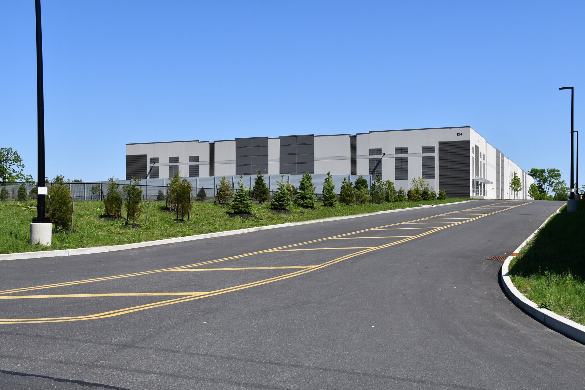 124 Route 17K, Newburgh, NY à louer Photo principale– Image 1 sur 27