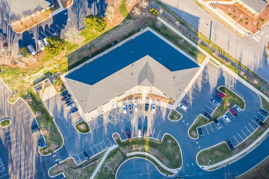 342 Patricia Ln, Fort Mill, SC à louer - Photo de l’immeuble – Image 2 sur 4