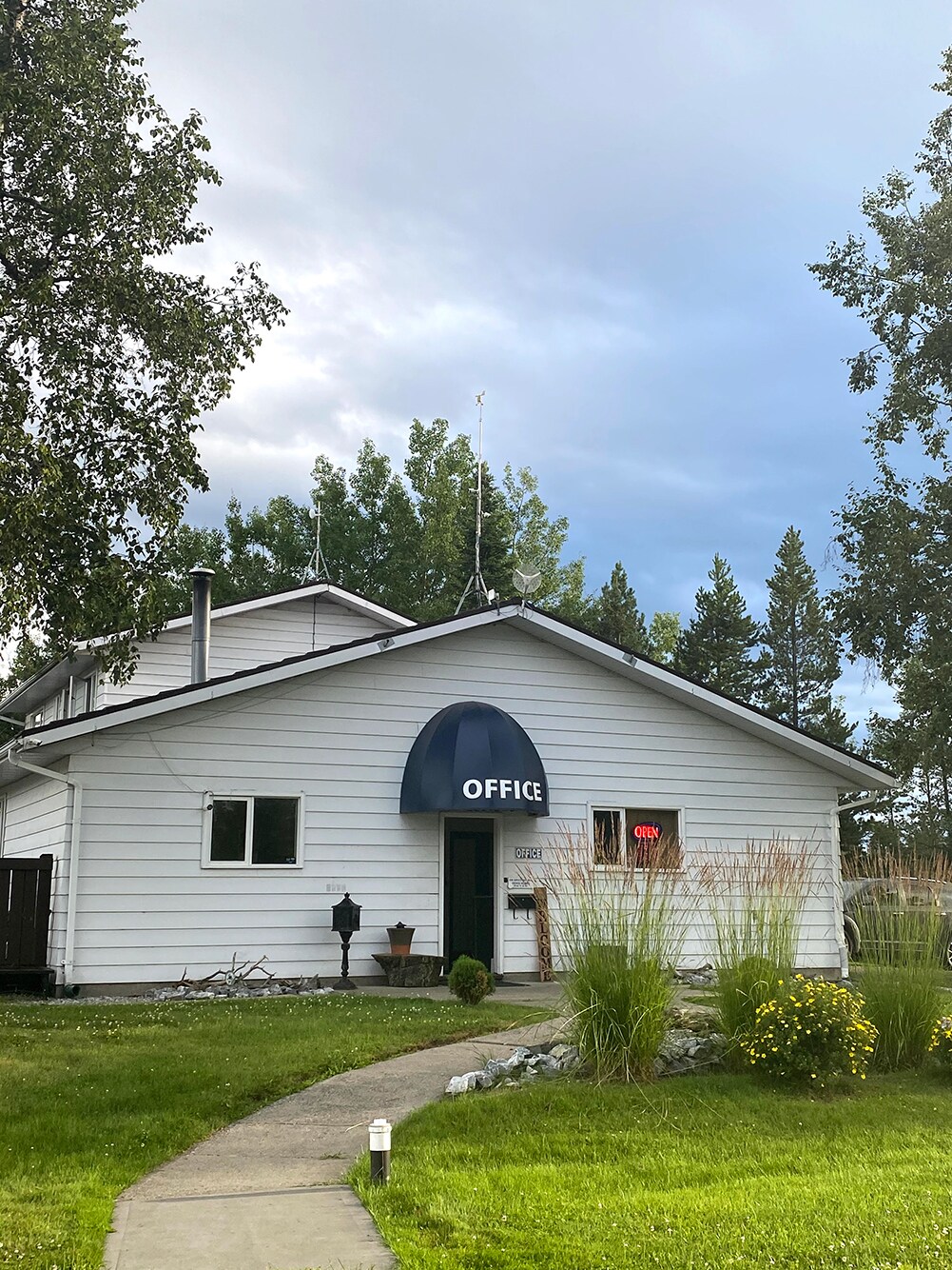 9180 Cariboo Hwy, Prince George, BC à vendre Photo principale– Image 1 sur 29