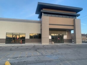 4100 S Redwood Rd, Salt Lake City, UT à louer Photo de l’immeuble– Image 1 sur 9