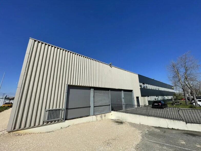 Local d’activités dans Blagnac à louer - Photo de l’immeuble – Image 2 sur 11