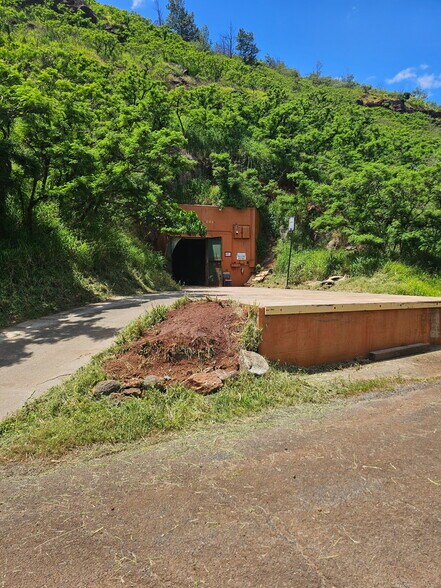 94-990 Pakela St, Waipahu, HI à vendre - Photo de l’immeuble – Image 1 sur 6