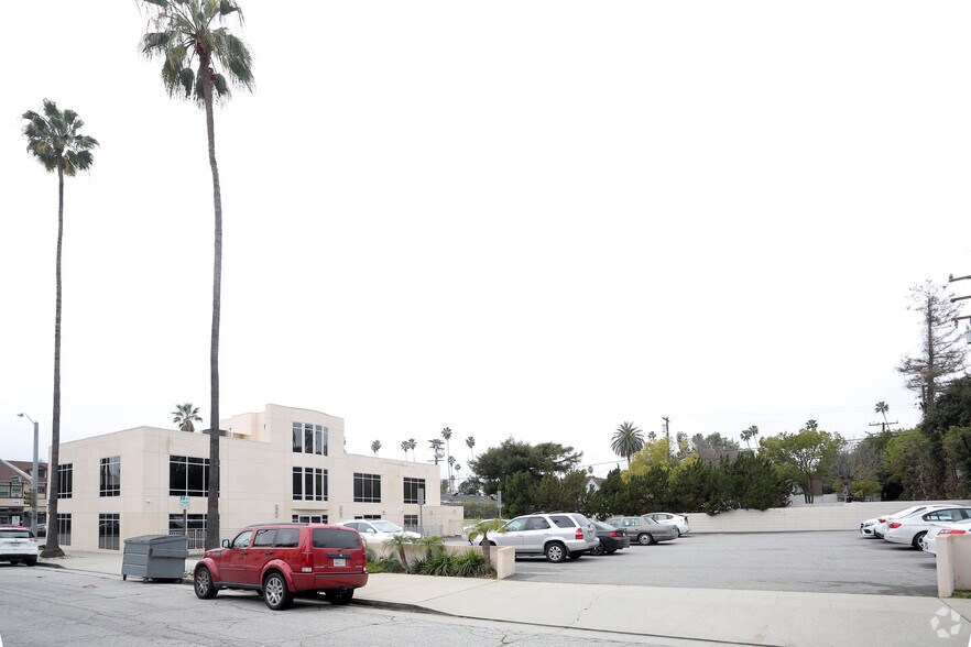 1932-1936 Huntington Dr, South Pasadena, CA à louer - Photo de l’immeuble – Image 2 sur 3