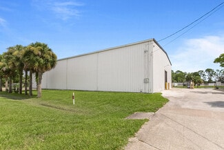 Plus de détails pour 2393 Bellevue Avenue Ext, Daytona Beach, FL - Industriel/Logistique à louer