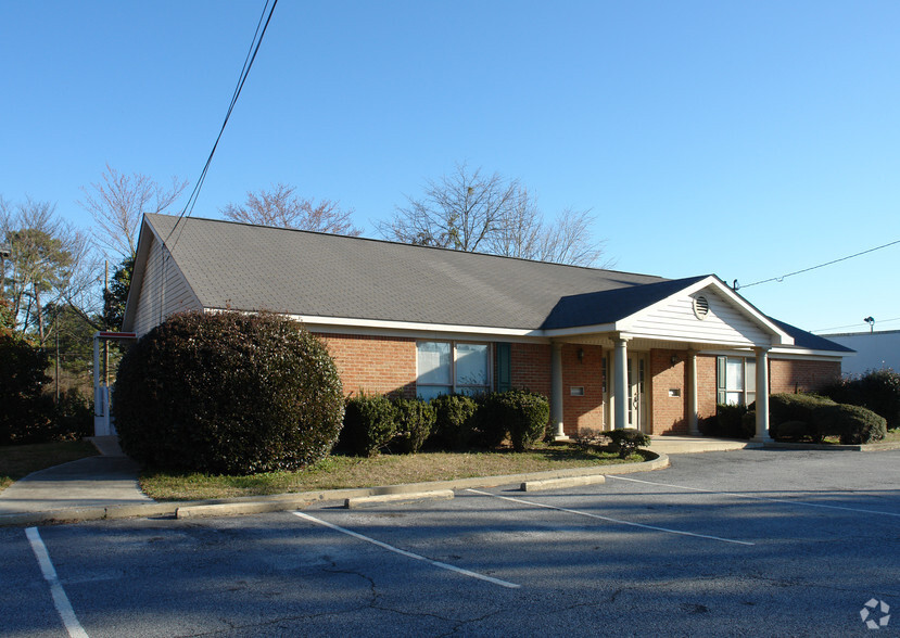 542 Parkwood Way, Jonesboro, GA à vendre - Photo principale – Image 1 sur 4