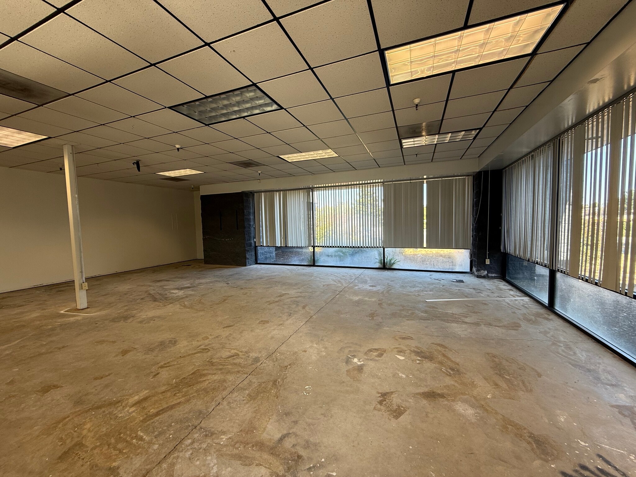 5755 Redwood Dr, Rohnert Park, CA à louer Photo intérieure– Image 1 sur 6