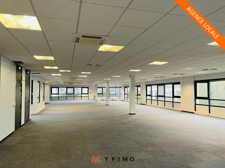 Bureau dans Guyancourt à louer - Photo de l’immeuble – Image 3 sur 5