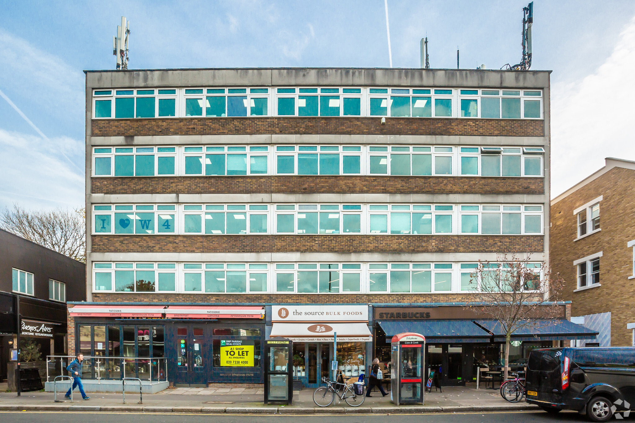 18-28 Turnham Green Ter, Londres à louer Photo principale– Image 1 sur 7
