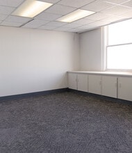 214 W Texas Ave, Midland, TX à louer Photo intérieure– Image 1 sur 3