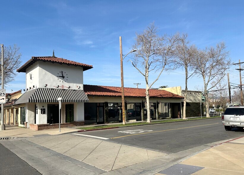 241 N Maclay Ave, San Fernando, CA à louer - Photo de l’immeuble – Image 3 sur 5