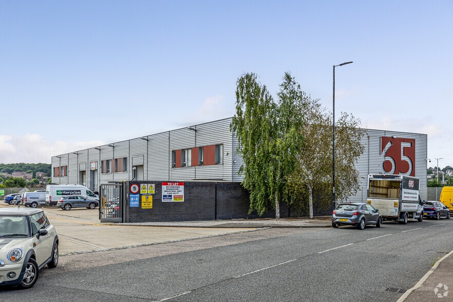 65.5-65.7 White Hart Ave, Londres à vendre - Photo principale – Image 1 sur 9