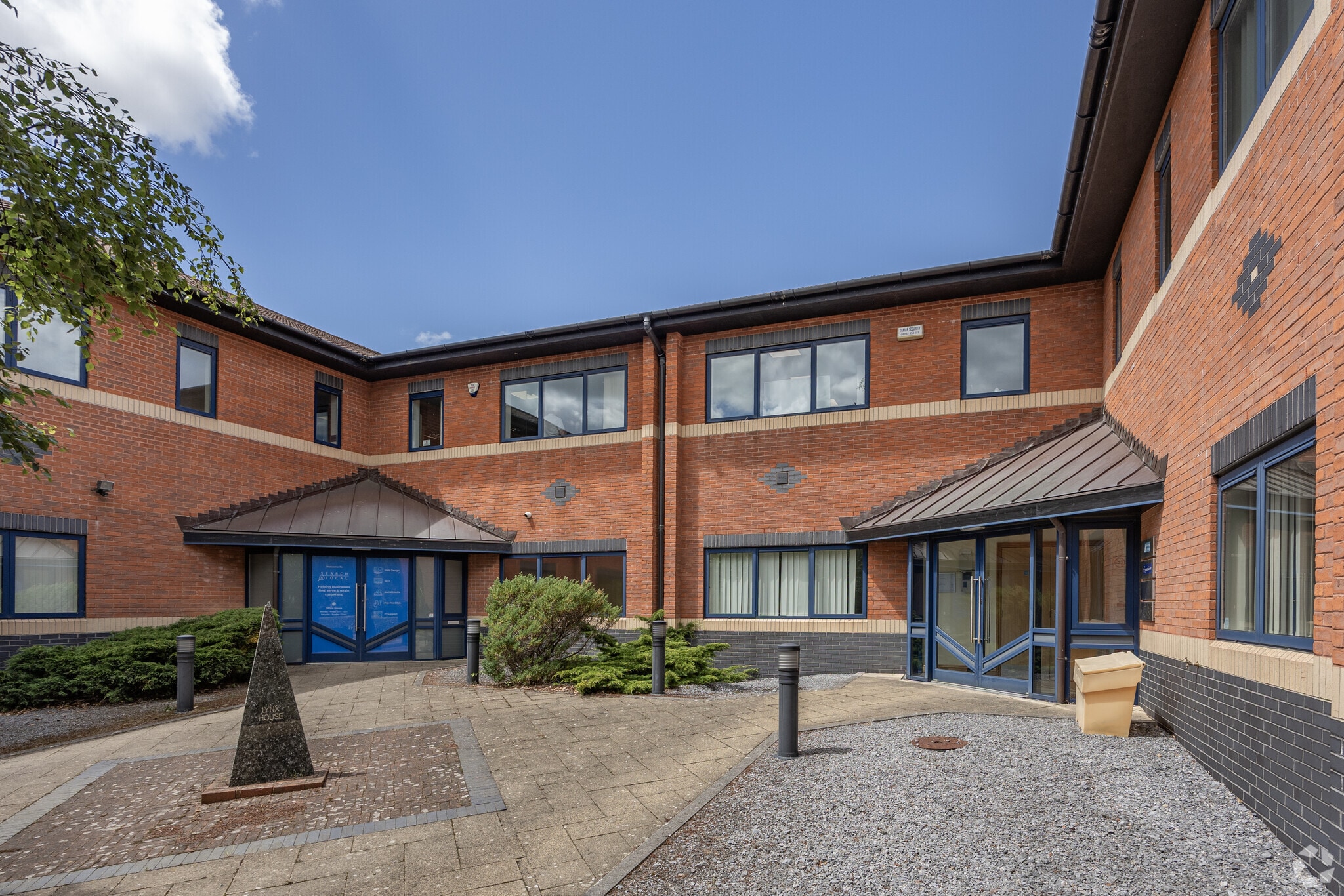 Pynes Hl, Exeter à louer Photo principale– Image 1 sur 5