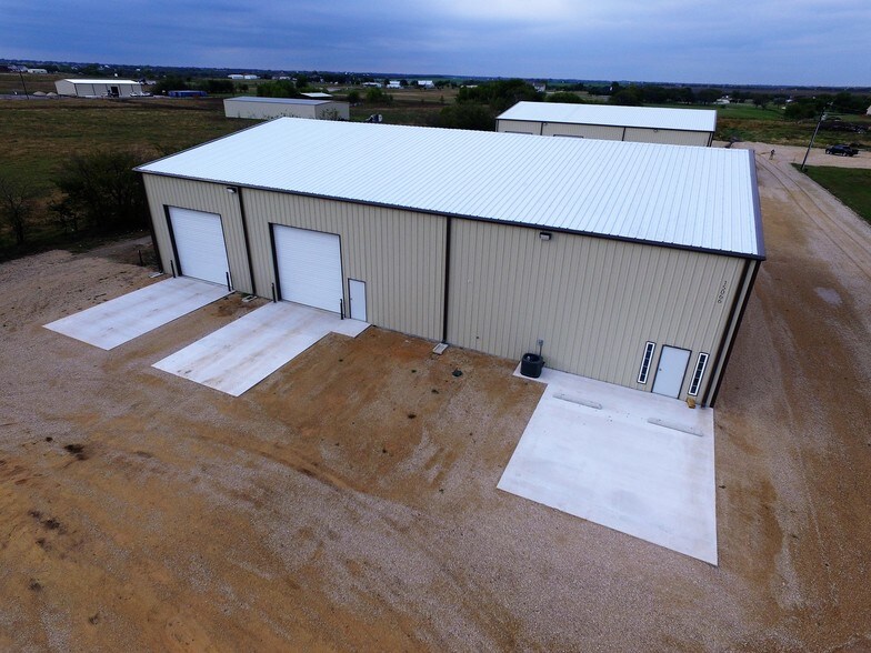 15060 US Highway 380 W, Krum, TX à vendre - Photo principale – Image 1 sur 14