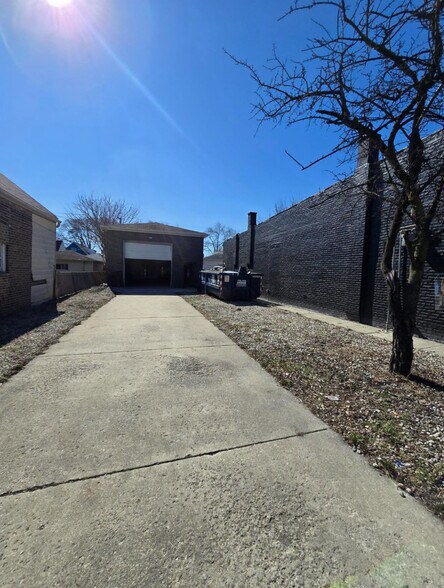 5427 W 25th St, Cicero, IL à louer - Photo de l’immeuble – Image 2 sur 17