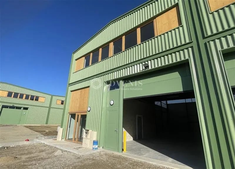 Local d’activités dans Stains à louer Photo de l’immeuble– Image 1 sur 7