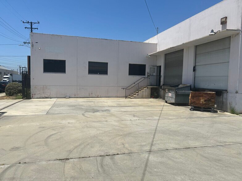 6445 Fleet St, Commerce, CA à louer - Photo de l’immeuble – Image 2 sur 7