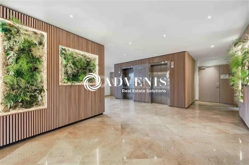 Bureau dans Noisy-le-Grand à louer Photo de l’immeuble– Image 1 sur 10