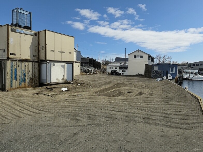 56 New St, Oceanside, NY à louer - Photo de l’immeuble – Image 3 sur 5
