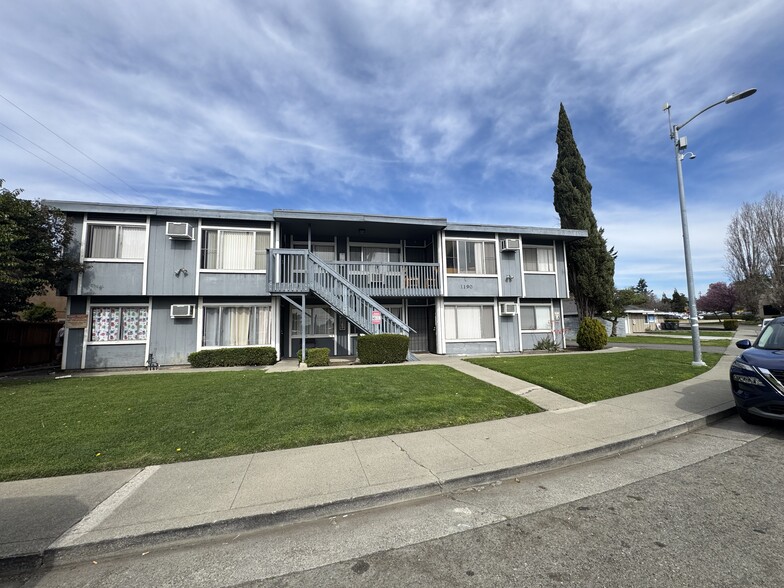 1190 Dana Dr, Fairfield, CA à vendre - Photo de l’immeuble – Image 1 sur 8