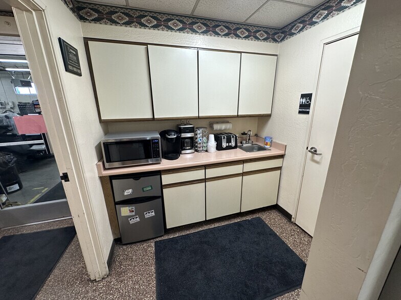 955 Greg St, Sparks, NV à vendre - Photo de l’immeuble – Image 3 sur 6