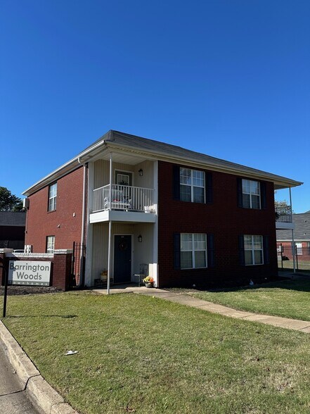 812 Barrington Woods Cv, Southaven, MS à vendre - Photo de l’immeuble – Image 2 sur 31