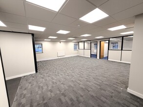 Foundry Ln, Horsham à louer Photo intérieure– Image 2 sur 3