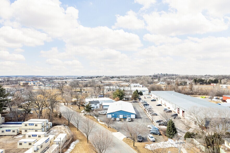 4510 Femrite Dr, Madison, WI à louer - Aérien – Image 3 sur 8