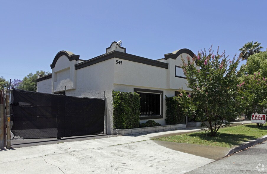 545 W California St, Ontario, CA à vendre - Photo de l’immeuble – Image 2 sur 2