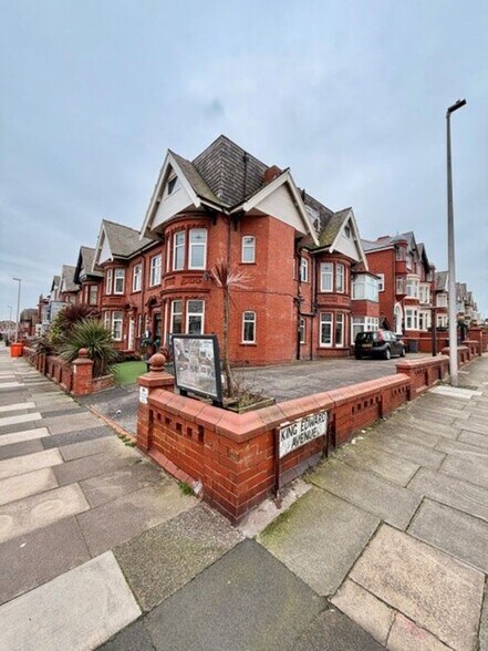 20-22 Holmfield Rd, Blackpool à vendre - Photo de l’immeuble – Image 2 sur 17