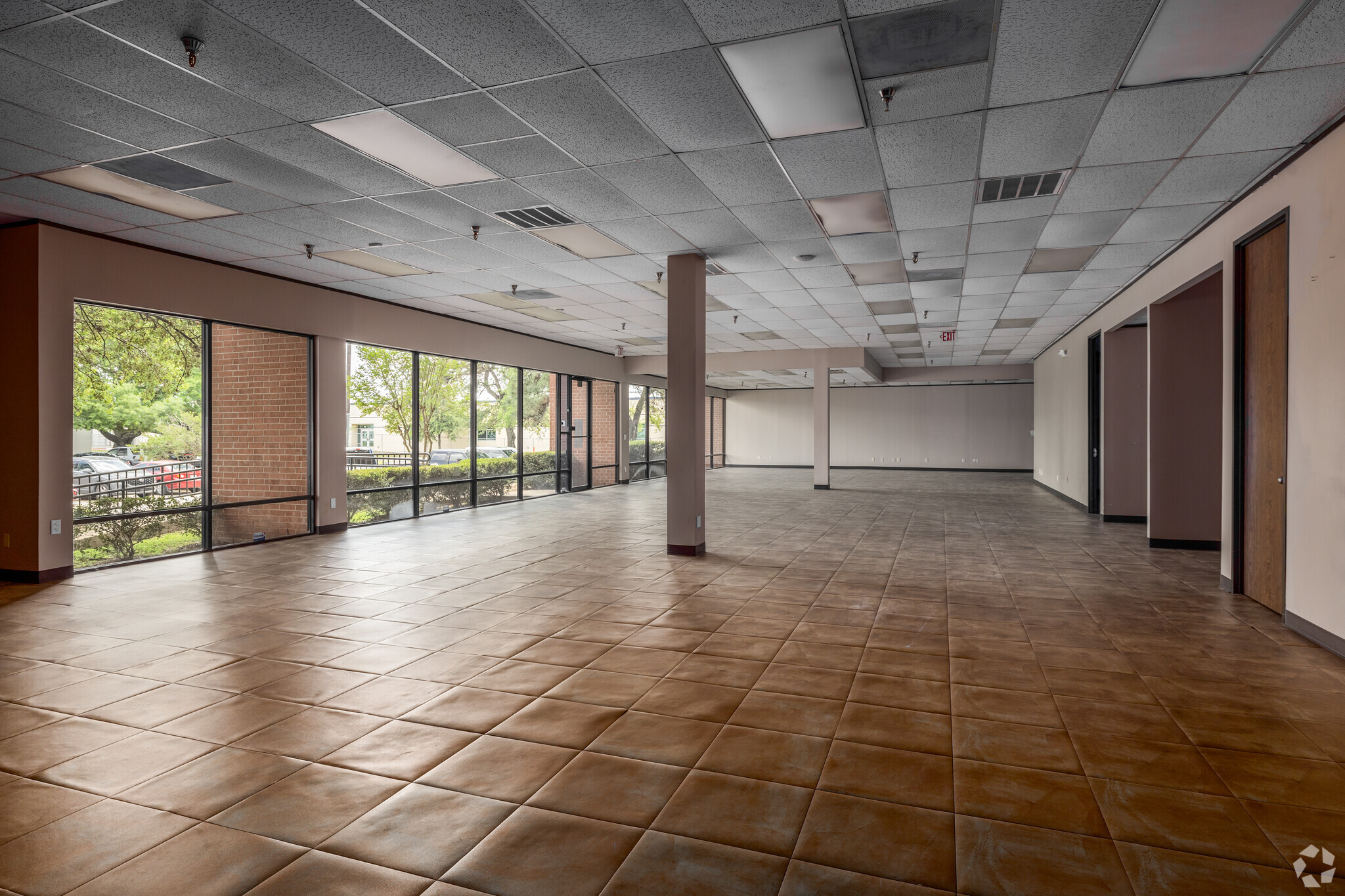 9001 Jameel Rd, Houston, TX à louer Photo intérieure– Image 1 sur 7