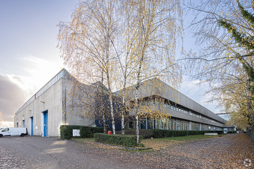 34 Avenue De L'Europe, Vélizy-Villacoublay à louer - Photo de l’immeuble – Image 2 sur 2