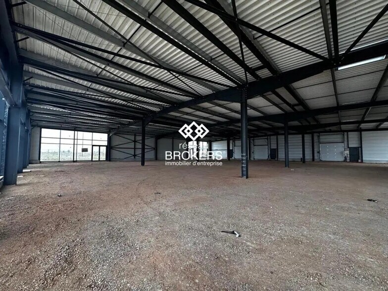 Local commercial dans CLERMONT-L'HERAULT à louer - Photo de l’immeuble – Image 1 sur 1