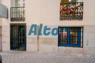 Local commercial dans Madrid, Madrid à louer Photo intérieure– Image 1 sur 24