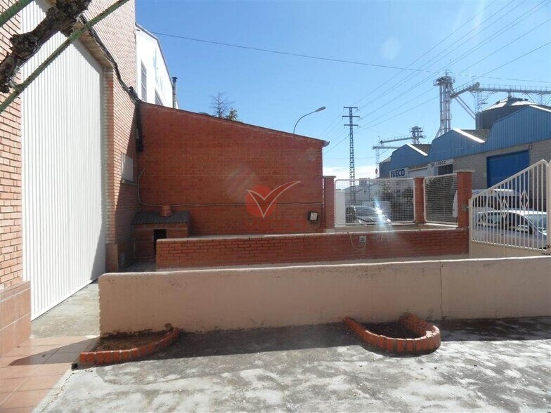 Industriel/Logistique dans Cuenca, Cuenca à vendre - Photo de l’immeuble – Image 2 sur 9