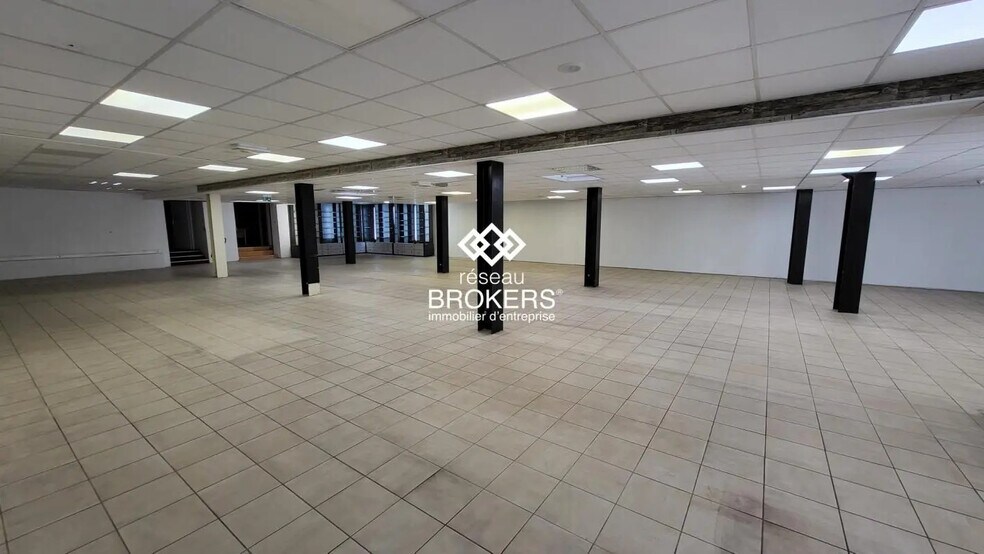 Local commercial dans Le Havre à vendre - Photo de l’immeuble – Image 2 sur 5