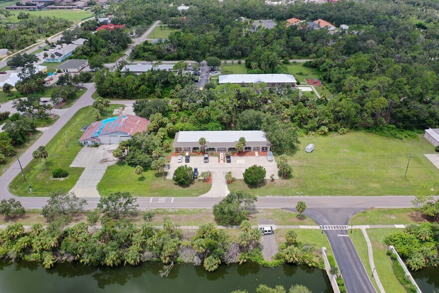 1475 Collingswood Blvd, Port Charlotte, FL à louer - Aérien – Image 2 sur 4