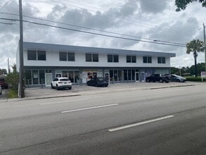 400 S Dixie Hwy, Hallandale Beach, FL à louer Photo de l’immeuble– Image 2 sur 7