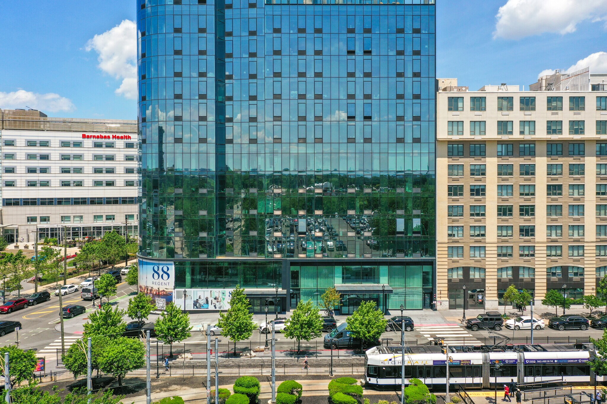 88 Regent St, Jersey City, NJ à louer Photo de l’immeuble– Image 1 sur 18