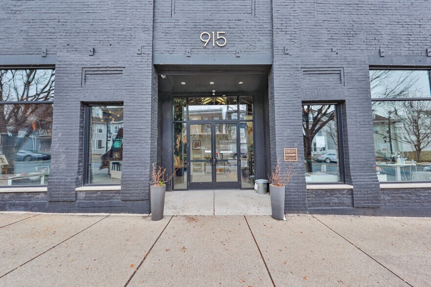 915 Northampton St, Easton, PA à vendre - Photo de l’immeuble – Image 3 sur 74